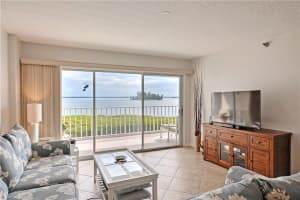 6029 River Run Dr, Sebastian, FL 32958, Sold 05/09/18