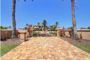 10709 El Paraiso Pl, Delray Beach, FL 33446, Sold 11/13/18