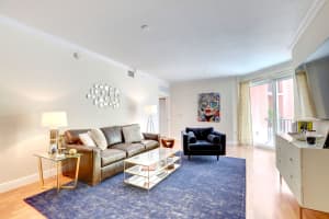 235 NE 1st St, Delray Beach, FL 33444, Sold 08/23/18