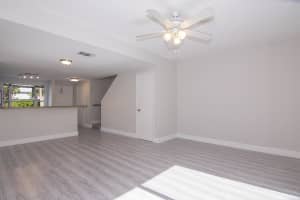 1014 Jeffery St, Boca Raton, FL 33487, Sold 04/30/18