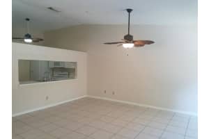 2842 Stoneway Ln d, Fort Pierce, FL 34982, Sold 04/30/18