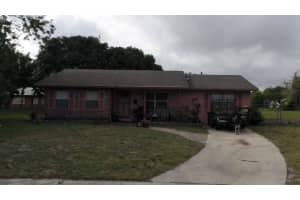 105 Devonshire Ct, Fort Pierce, FL 34946, Sold 05/31/18