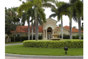 1550 S 42ND Cir, Vero Beach, FL 32967, Sold 08/15/18