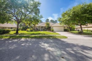 8605 SW Sea Captain Dr, Stuart, FL 34997, Sold 06/25/18