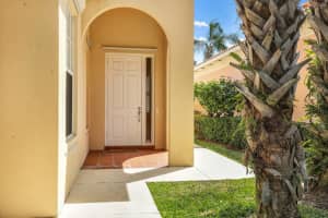 2029 Valencia Dr, Delray Beach, FL 33445, Sold 06/12/18