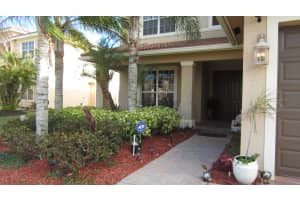 5085 Topaz Ln SW, Vero Beach, FL 32968, Sold 06/29/18