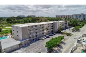 327 E Royal Palm Rd, Boca Raton, FL 33432, Sold 07/13/18