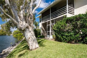 MLS# R10420068, Vero Beach, Florida 32960