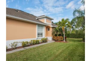 433 North Tangerine Square SW, Vero Beach, FL 32968, Sold 08/03/18