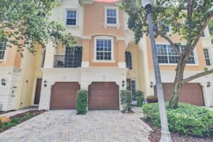604 NE Venezia Ln, Boca Raton, FL 33487, Sold 07/16/18
