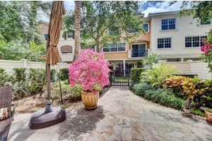 604 NE Venezia Ln, Boca Raton, FL 33487, Sold 07/16/18