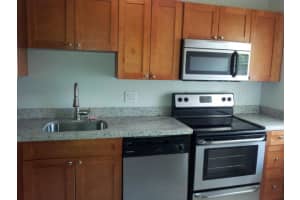 2828 Tennis Club Dr, West Palm Beach, FL 33417, Sold 10/09/18