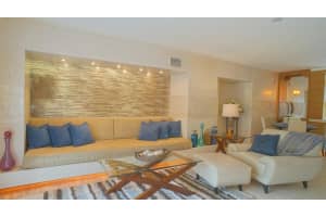 809 NE 1st St e3, Delray Beach, FL 33483, Sold 05/25/18