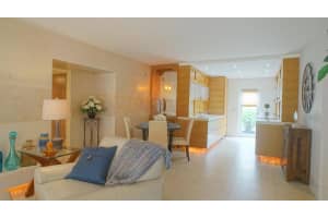 809 NE 1st St e3, Delray Beach, FL 33483, Sold 05/25/18