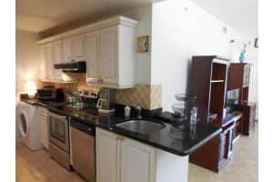 2100 Greenview Shores Blvd, Wellington, FL 33414, Sold 05/01/18