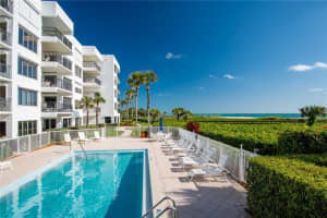 MLS# R10421186, Vero Beach, Florida 32963