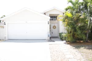 1785 Sawgrass Cir, Greenacres, FL 33413, Sold 05/16/18