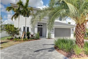 8203 SW 51st St, Cooper City, FL 33328, Sold 08/29/18