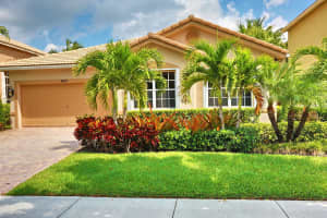 4803 Modern Dr, Delray Beach, FL 33445, Sold 07/20/18