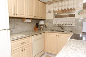 1000 NW 13th St #219a, Boca Raton, FL 33486, Sold 05/22/18