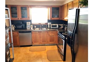 301 Lake Shore Dr, Lake Park, FL 33403, Sold 11/19/18