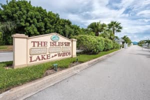 MLS# R10422145, Vero Beach, Florida 32966