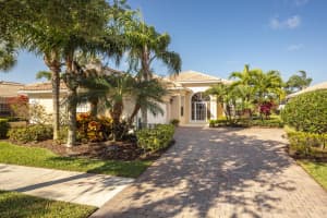 8302 SE Angelina Ct, Hobe Sound, FL 33455, Sold 05/18/18
