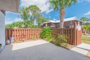 2403 SE King Arthurs Ct, Port St. Lucie, FL 34952, Sold 05/23/18