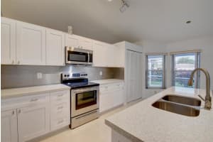 10891 Fox Glen Dr, Boca Raton, FL 33428, Sold 09/07/18