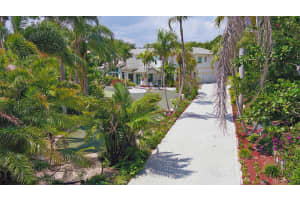 450 SW 17th St, Boca Raton, FL 33432, Sold 06/26/18