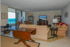 2000 N Ocean Blvd, Boca Raton, FL 33431, Sold 06/26/18