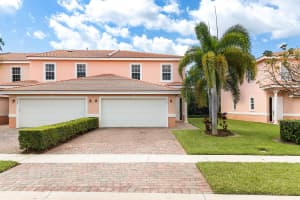 6452 Azura Lake Rd, Greenacres, FL 33463, Sold 07/12/18