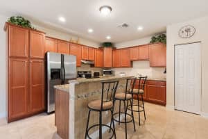 6452 Azura Lake Rd, Greenacres, FL 33463, Sold 07/12/18