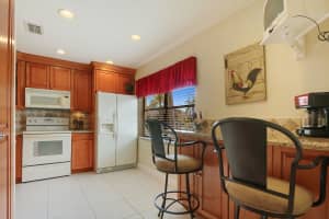 5317 Jog Ln, Delray Beach, FL 33484, Sold 07/27/18