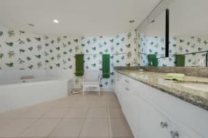 2778 S Ocean Blvd, Palm Beach, FL 33480, Sold 09/04/18