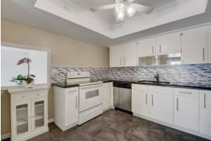 201 SW 1st St, Boca Raton, FL 33432, Sold 12/05/18