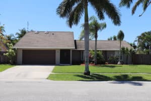 5154 Woodstone Cir E, Lake Worth, FL 33463, Sold 07/27/18
