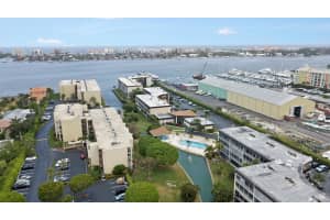 100 Waterway Dr S, Lantana, FL 33462, Sold 06/01/18