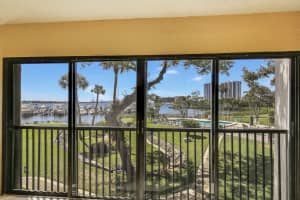 1618 12 Oaks Way, North Palm Beach, FL 33408, Sold 08/28/18