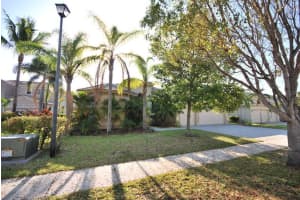 6020 Walnut Hill Dr, Lake Worth, FL 33467, Sold 07/03/18