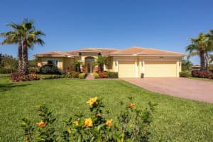 7686 SE Belle Maison Dr, Stuart, FL 34997, Sold 08/09/18