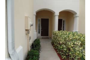 1052 Pinewood Lake Ct, Greenacres, FL 33415, Sold 07/10/18