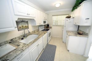 29 Yacht Club Dr, North Palm Beach, FL 33408, Sold 11/02/18