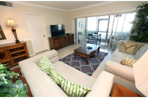 29 Yacht Club Dr, North Palm Beach, FL 33408, Sold 11/02/18