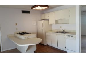 643 Executive Center Dr, West Palm Beach, FL 33401, Sold 05/29/18