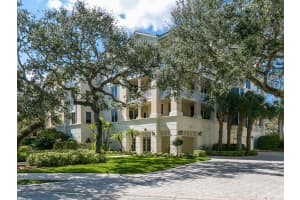 501 N Swim Club Dr, Vero Beach, FL 32963, Sold 11/01/18