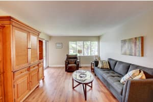 812 SW 9th St Cir, Boca Raton, FL 33486, Sold 06/15/18