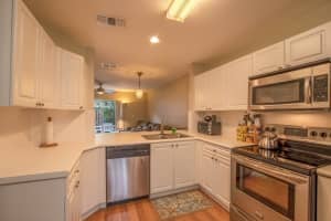852 Summit Lake Dr, West Palm Beach, FL 33406, Sold 05/31/18