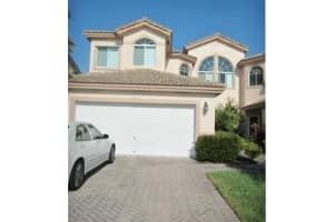 MLS# R10427713, Davie, Florida 33328