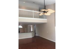 MLS# R10427713, Davie, Florida 33328